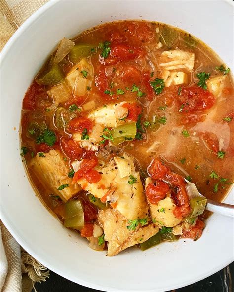 Slow Cooker Mediterranean Fish Stew + VIDEO - Fit Slow Cooker Queen