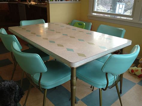 217 vintage dinette sets in reader kitchens - Retro Renovation | Retro kitchen tables, Vintage ...