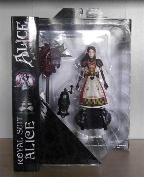 Toybox: Alice Madness Returns: Royal Suit Alice Figure