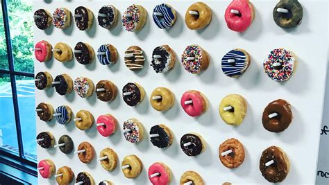 A doughnut shop in each state