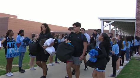 Paetow High School football team competing in their first-ever 5A UIL Football State ...