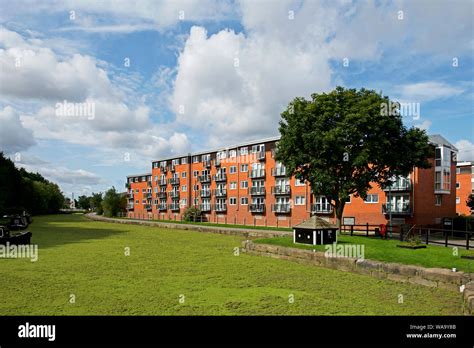 The canal basin on the Selby Canal, Selby, North Yorkshire, England UK ...