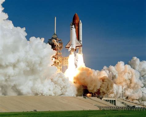 24 Spectacular Space Shuttle Launch Images