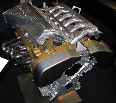 File:Pagani Zonda F engine (AMG V12 7.3l)2.jpg - Wikimedia Commons