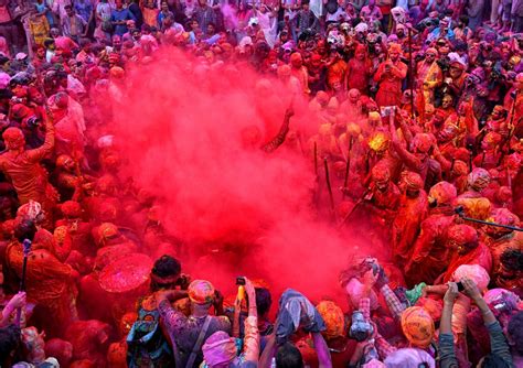 Experiencing Festivals in India: Celebrating Diversity and Tradition