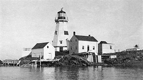 Head Harbour (East Quoddy) Lighthouse, New Brunswick Canada at Lighthousefriends.com