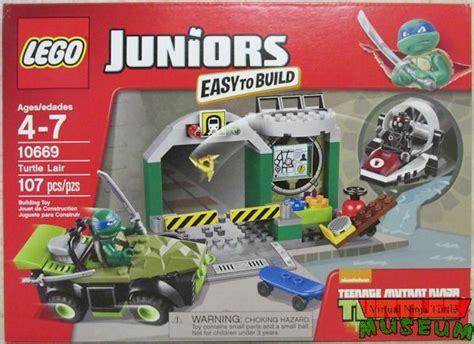 Lego Juniors TMNT Turtle Lair set