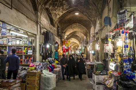 Bazar-e Bozorg | Esfahan, Iran Attractions - Lonely Planet