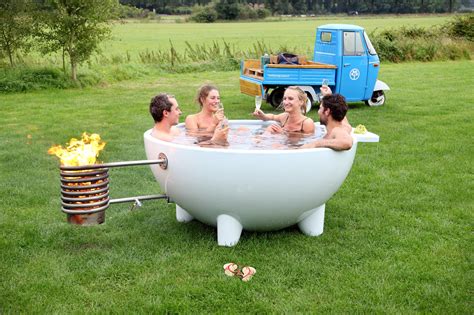 Dutchtub Mobile, Wood Burning, Outdoor Hot Tub - Design Milk