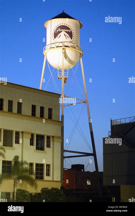 Paramount studios water tower in hollywood hi-res stock photography and ...