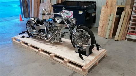 How to Make a Motorcycle Pallet | CitizenShipper