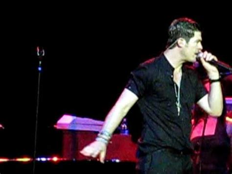 Robin Thicke - Lost Without You Live Boston 2010 - YouTube