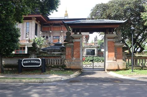 Entrance Gate To the Traditional House Anjunan at TMII Jakarta ...