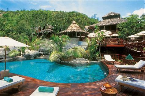 4 Photos of Luxury Resorts at Seychelles | FanPhobia - Celebrities Database