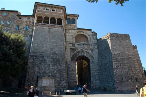 Etruscan Arch (Perugia) | Structurae