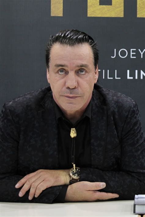 Rammstein lead singer Till Lindemann tests negative for coronavirus | The FADER