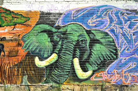 Green Elephant Painting Oaxaca | Yet another vibrant mural f… | Flickr