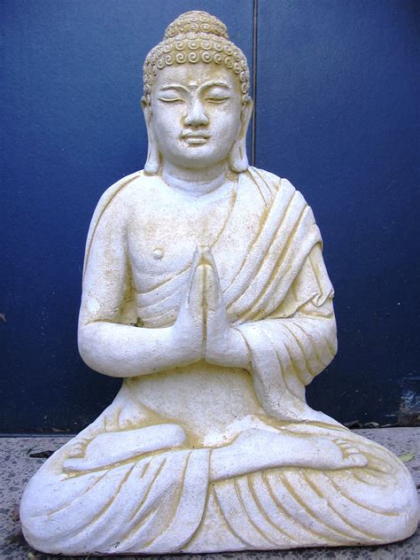 Fichier:Buddha statue.jpg — Wikipédia