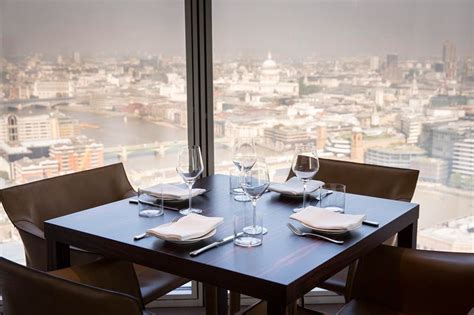 simplicity love: Oblix Restaurant, London | Claudio Silvestrin Architects