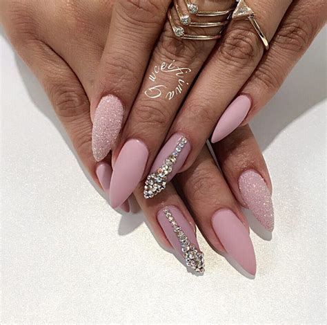 Dusty pink sugar effect nails Dusty Pink Nails, Pastel Pink Nails, Hot Pink Nails, Pink Nail Art ...