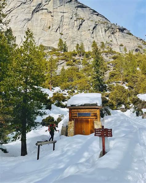 Clouds Rest Trail in Winter - A Snowy Yosemite Hike