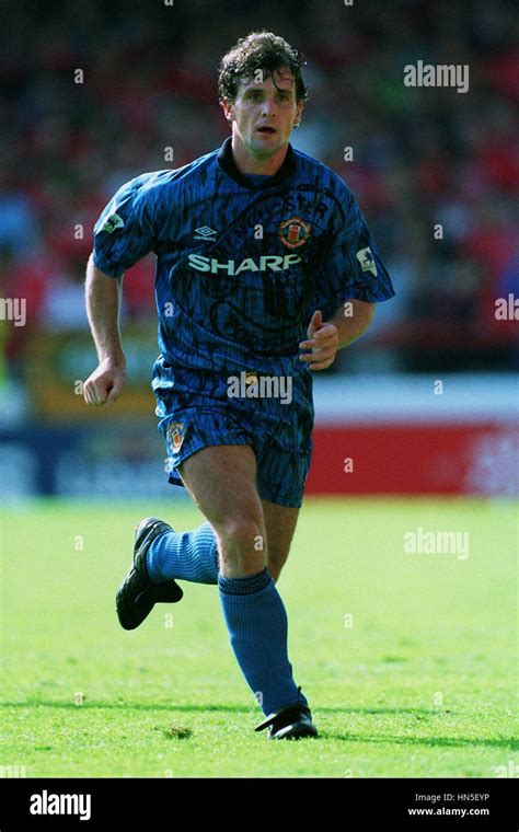 MARK HUGHES MANCHESTER UNITED FC 30 August 1992 Stock Photo - Alamy