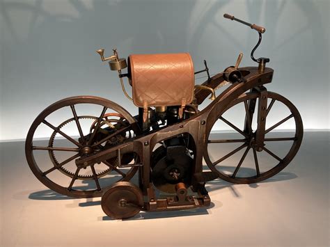 1885 Daimler Reitwagen | Replica of the Riding Car - develop… | Flickr