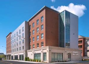 Hampton Inn & Suites Worcester - BRE Hotels & Resorts