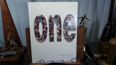 2001 Walnut High School Walnut California Original Yearbook Annual The Cayuse | Walnut high ...