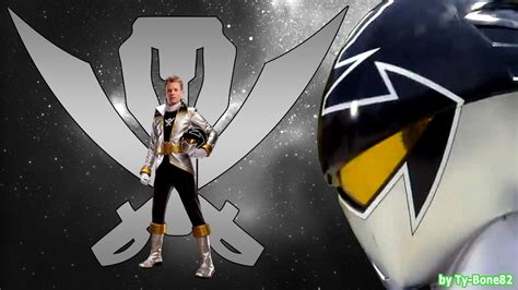 Super MegaForce Silver Ranger - WallpaperHD-001 by Super-TyBone82 on ...