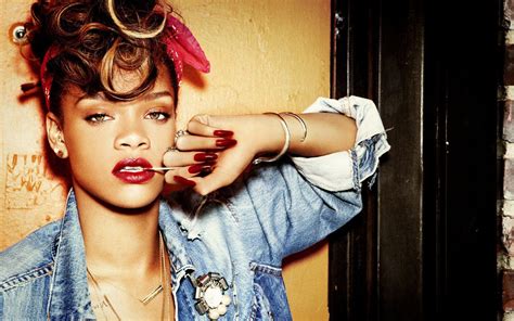 Rihanna Desktop Wallpapers - Top Free Rihanna Desktop Backgrounds - WallpaperAccess