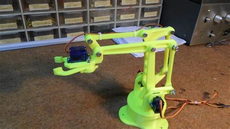 Arduino 3D printed robotic arm - YouTube