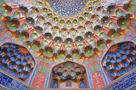 Islamic architecture Kaleidoscopes of adoration — DOP