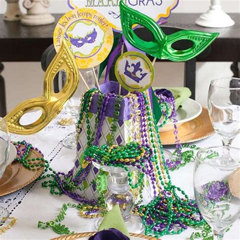 10 Fun Centerpiece Ideas for Your Mardi Gras Party