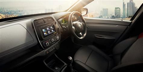 Renault KWID-interior – PerformanceDrive