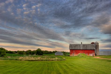 Red Barn Pictures | Download Free Images on Unsplash