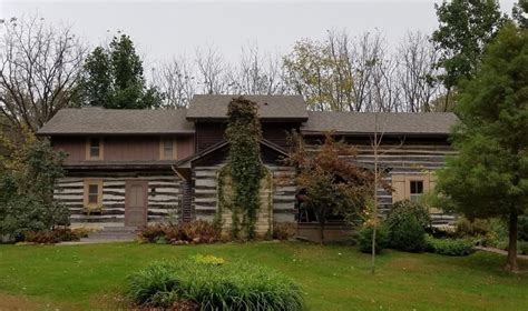 Walnut Ridge Log Cabins - Platteville, WI. #BBHotel Platteville, WI ...