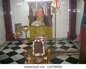 Shivling Lord Shiva Temple Foto Stok 1147189355 | Shutterstock