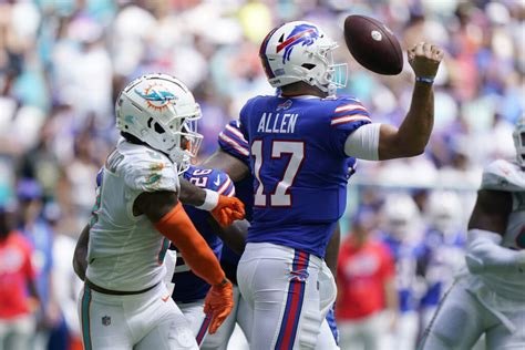 Dolphins snap losing skid against rival Buffalo to secure first 3-0 start since 2018