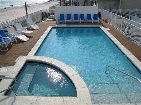 Top 10 Beachfront Rentals In Okaloosa Island, Florida | Trip101