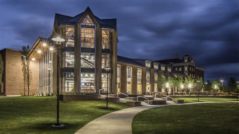 East Carolina University, Health Sciences Student Center - Steinberg Hart