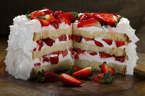 Sliced strawberry cake stock photo. Image of gourmet - 60177682