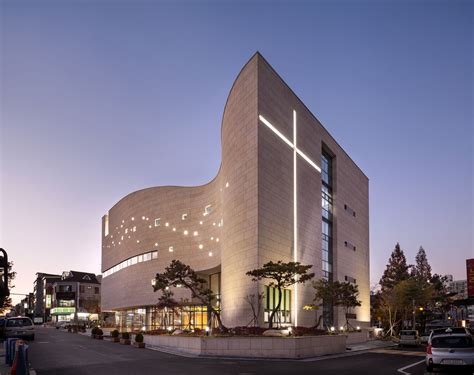 Daejun Holy Light Church / Lee Eunseok + Atelier KOMA Sacred Architecture, Romanesque ...