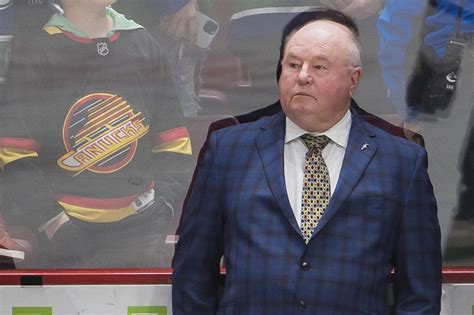 Vancouver Canucks coach Bruce Boudreau gets emotional while discussing future