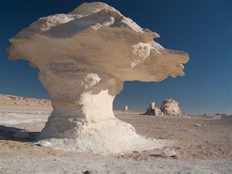 Sahara El Beyda: A Natural Desert View That's Worth Millions - Unusual ...