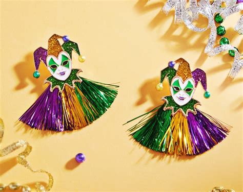 MARDI GRAS Mask Earrings Masquerade Mask Feather Jester Pierrot ...