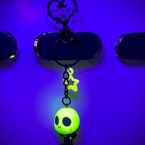 Disney Doorables Keychain blacklight Jack Skellington - Etsy