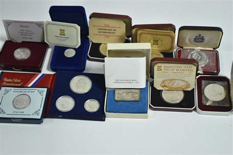 Lot 8 - Silver proof coins