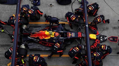 Fastest Pit Stop F1 2021 : Max Verstappen and Red Bull start Formula ...