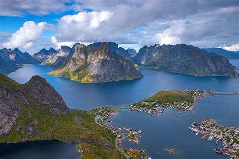 Reinebringen - Hiking the Classic Trail In Reine, Lofoten | Hiking norway, Best hikes, Norway